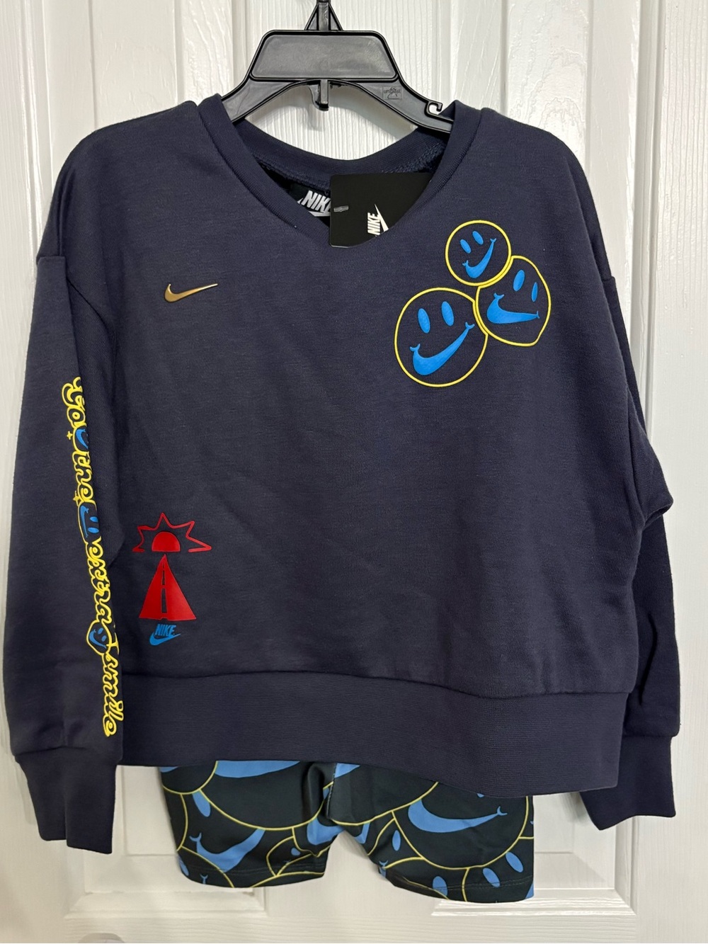 NWT Nike Toddler 4t Navy Smiley Face Crewneck Sweatshirt/Biker Shorts Set, Rare